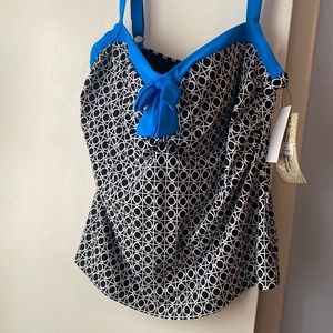 NWT Tankini top, size 18W